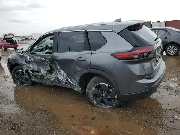 5N1BT3BB5RC673082 2024 NISSAN ROGUE - Image 2