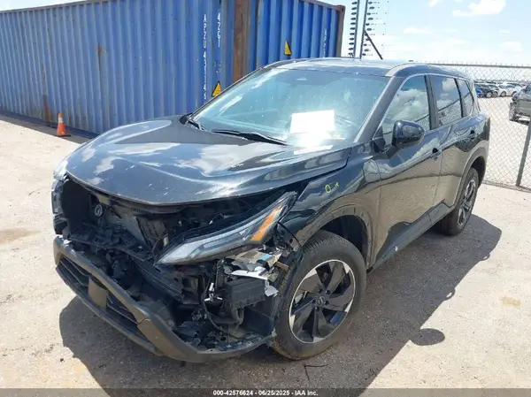 5N1BT3BB5RC674121 2024 NISSAN ROGUE - Image 2
