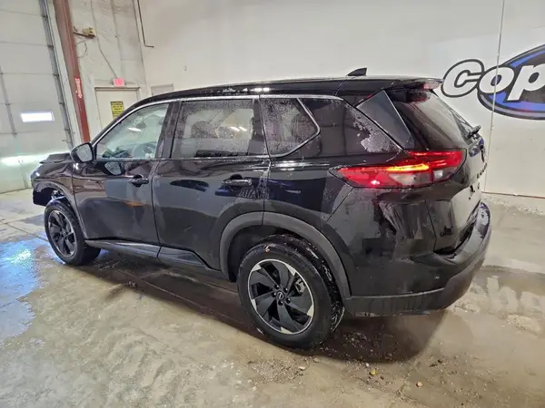 5N1BT3BB5RC702614 2024 NISSAN ROGUE - Image 2