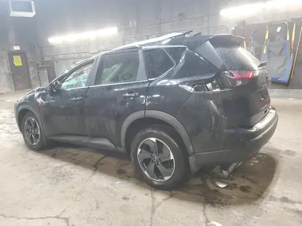 5N1BT3BB5RC717436 2024 NISSAN ROGUE - Image 2