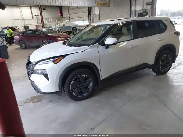5N1BT3BB5RC723401 2024 NISSAN ROGUE - Image 2