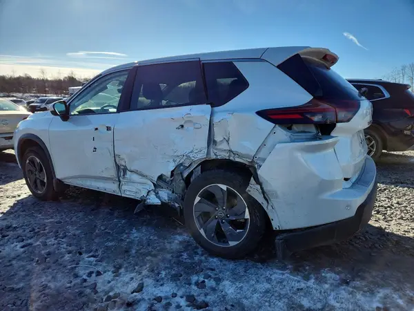 5N1BT3BB5RC735936 2024 NISSAN ROGUE - Image 2