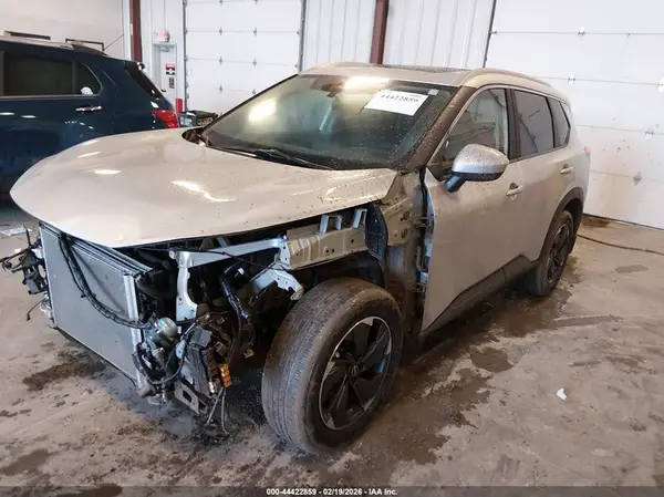 5N1BT3BB5RC753370 2024 NISSAN ROGUE - Image 2