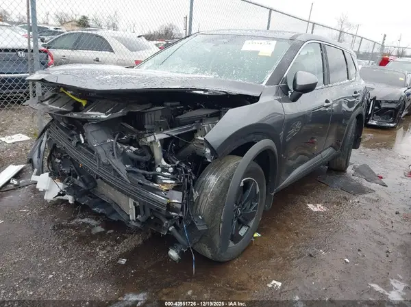 5N1BT3BB5SC676263 2025 NISSAN ROGUE - Image 2