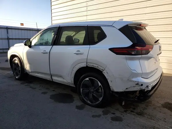 5N1BT3BB5SC784432 2025 NISSAN ROGUE - Image 2