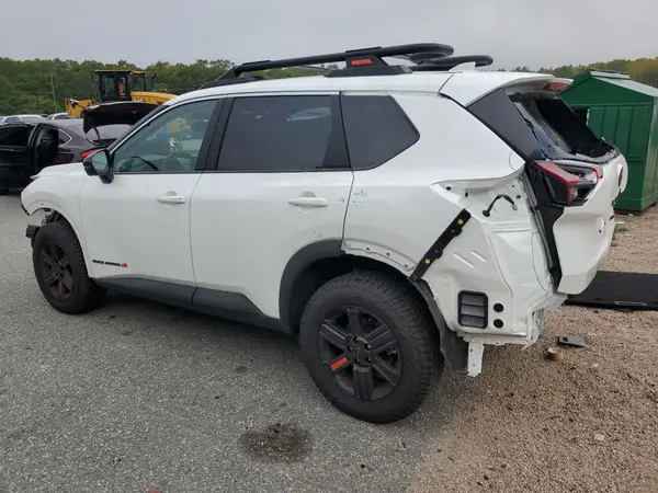 5N1BT3BB5SC788805 2025 NISSAN ROGUE - Image 2