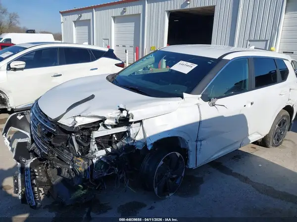 5N1BT3BB5TC684350 2026 NISSAN ROGUE - Image 2