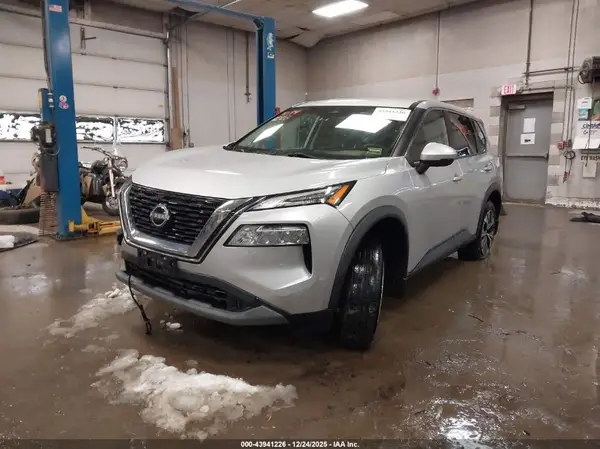 5N1BT3BB6NC682822 2022 NISSAN ROGUE - Image 2