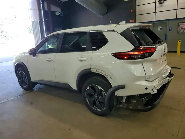 5N1BT3BB6RC736108 2024 NISSAN ROGUE - Image 2