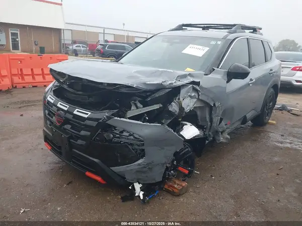 5N1BT3BB6SC805708 2025 NISSAN ROGUE - Image 2