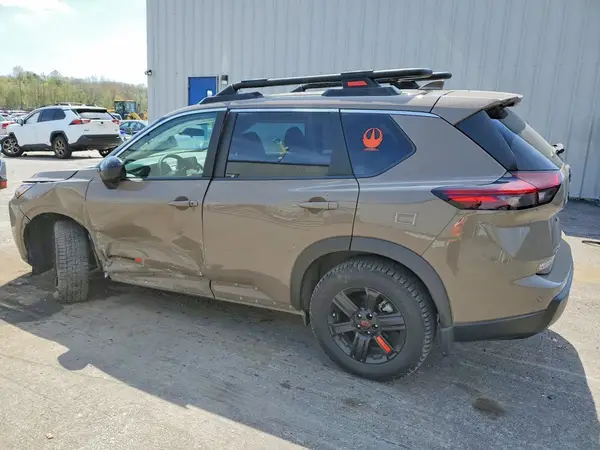 5N1BT3BB6SC833783 2025 NISSAN ROGUE - Image 2