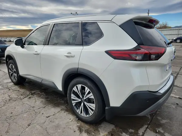 5N1BT3BB7NC698267 2022 NISSAN ROGUE - Image 2