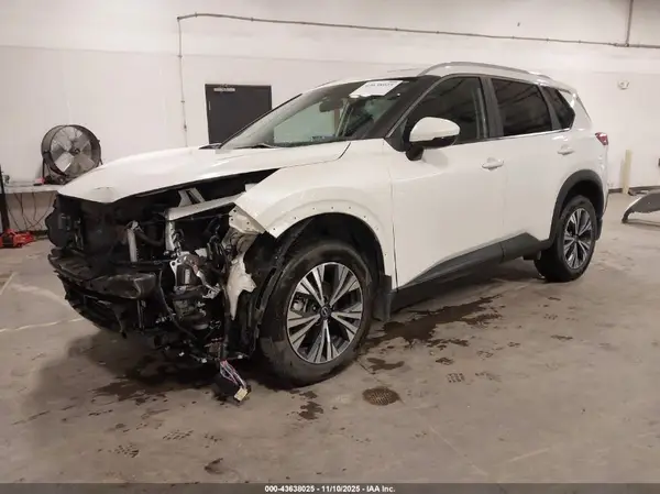 5N1BT3BB7PC685909 2023 NISSAN ROGUE - Image 2