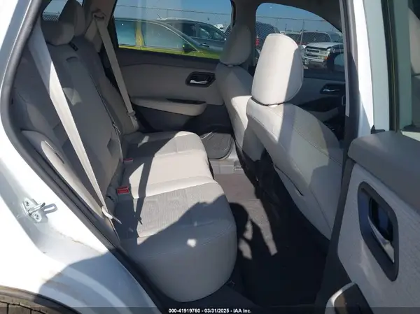 5N1BT3BB7PC944866 2023 NISSAN ROGUE - Image 8