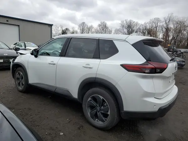 5N1BT3BB7RC683354 2024 NISSAN ROGUE - Image 2