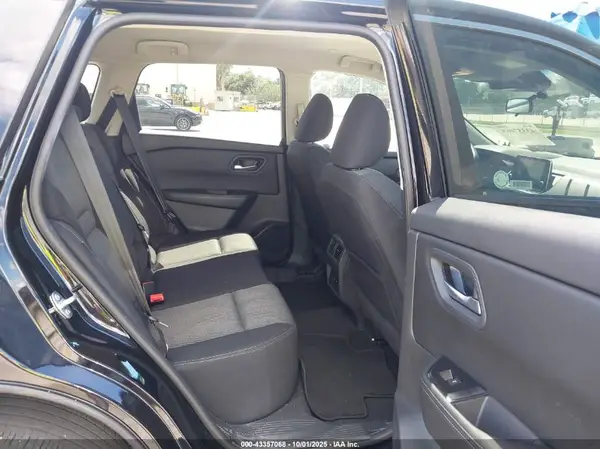 5N1BT3BB7RC693009 2024 NISSAN ROGUE - Image 8