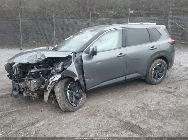 5N1BT3BB7RC704400 2024 NISSAN ROGUE - Image 2