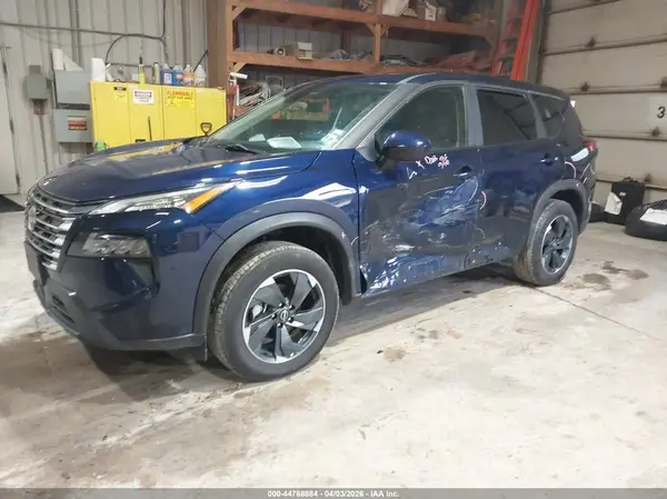 5N1BT3BB7RC715445 2024 NISSAN ROGUE - Image 2