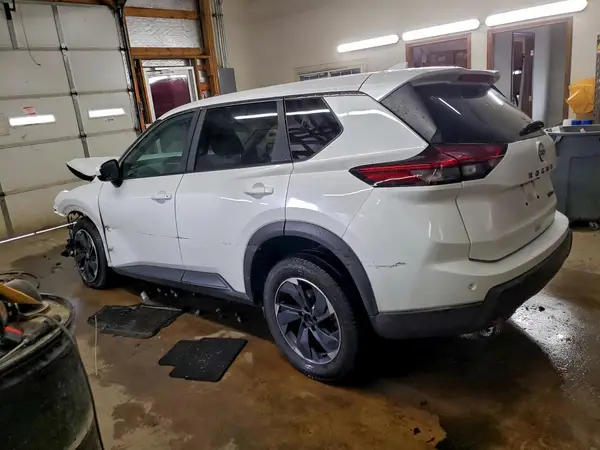 5N1BT3BB7RC719284 2024 NISSAN ROGUE - Image 2