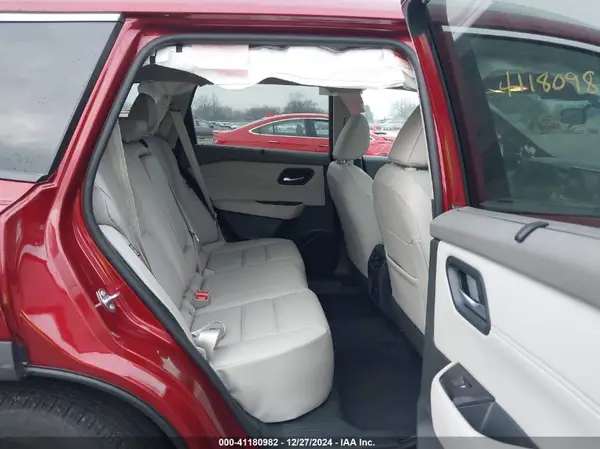 5N1BT3BB7RC738143 2024 NISSAN ROGUE - Image 8