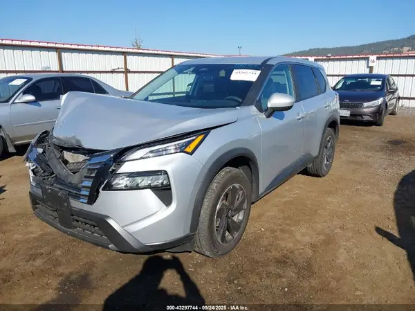 5N1BT3BB7RC751569 2024 NISSAN ROGUE - Image 2