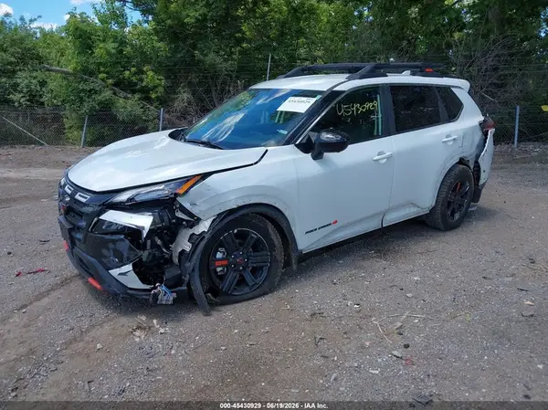 5N1BT3BB7SC782875 2025 NISSAN ROGUE - Image 2