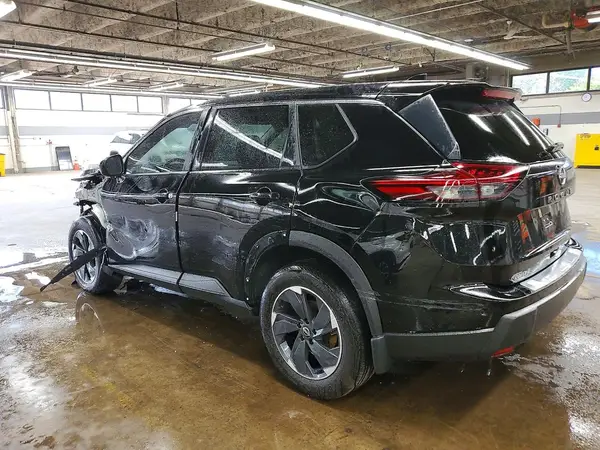 5N1BT3BB7SC795805 2025 NISSAN ROGUE - Image 2