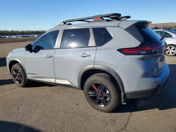 5N1BT3BB7SC799840 2025 NISSAN ROGUE - Image 2