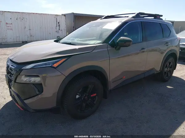 5N1BT3BB7SC826888 2025 NISSAN ROGUE - Image 2