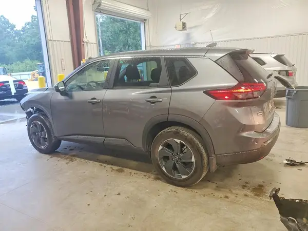 5N1BT3BB7TC721883 2026 NISSAN ROGUE - Image 2