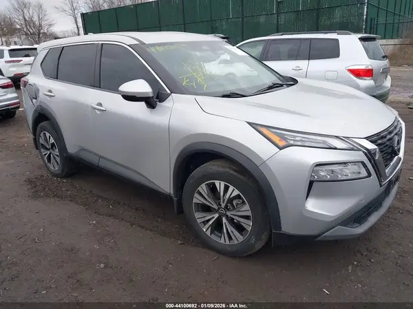 5N1BT3BB8NC673930 2022 NISSAN ROGUE - Image 1