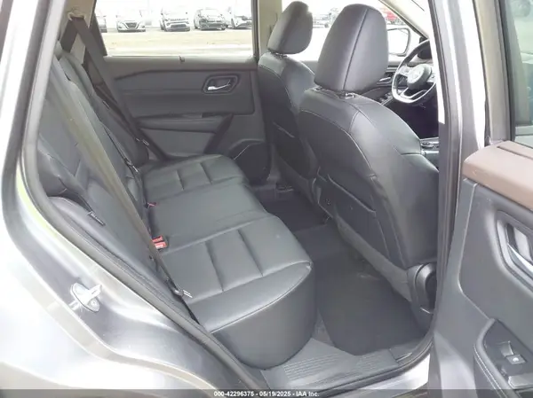 5N1BT3BB8NC676391 2022 NISSAN ROGUE - Image 8