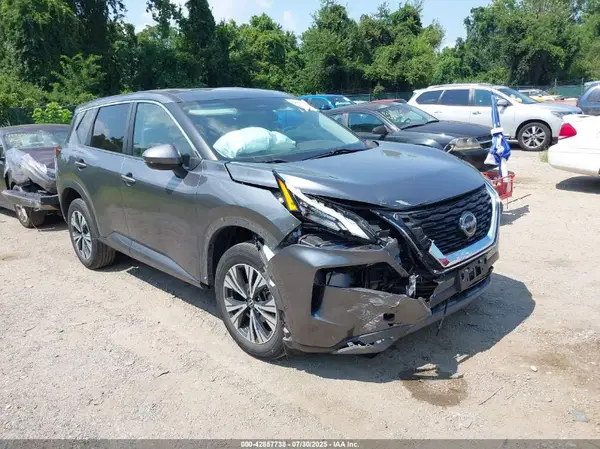 5N1BT3BB8NC677671 2022 NISSAN ROGUE - Image 1