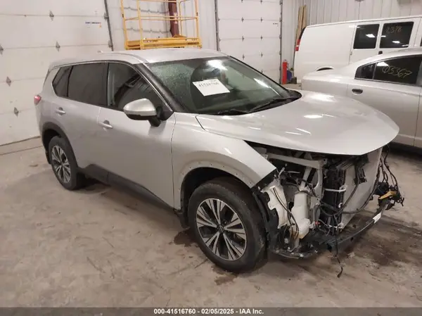 5N1BT3BB8NC696544 2022 NISSAN ROGUE - Image 1