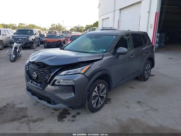 5N1BT3BB8PC795562 2023 NISSAN ROGUE - Image 2