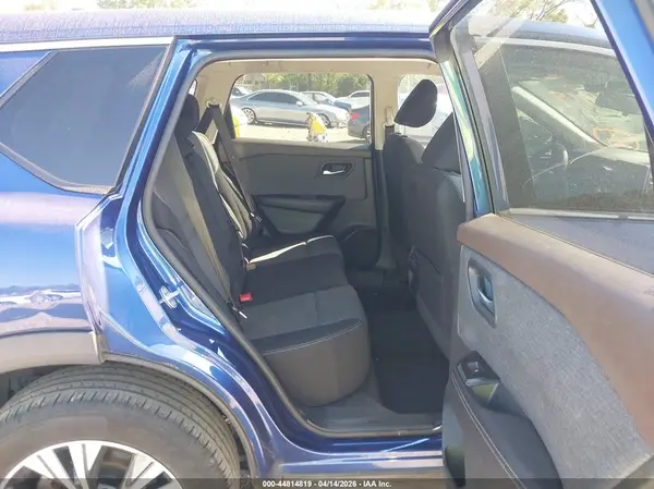 5N1BT3BB8PC845585 2023 NISSAN ROGUE - Image 8