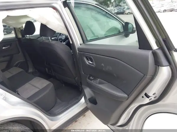 5N1BT3BB8RC704549 2024 NISSAN ROGUE - Image 8