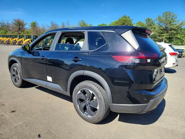 5N1BT3BB8RC705569 2024 NISSAN ROGUE - Image 2
