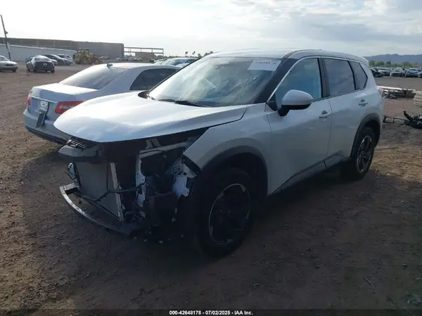 5N1BT3BB8RC712294 2024 NISSAN ROGUE - Image 2