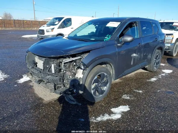 5N1BT3BB8RC757929 2024 NISSAN ROGUE - Image 2