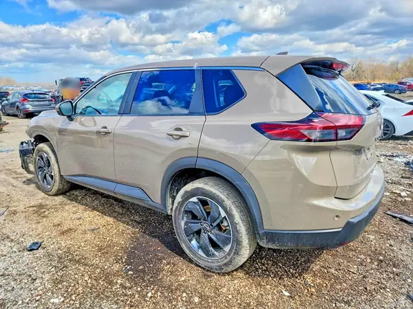 5N1BT3BB8SC770427 2025 NISSAN ROGUE - Image 2