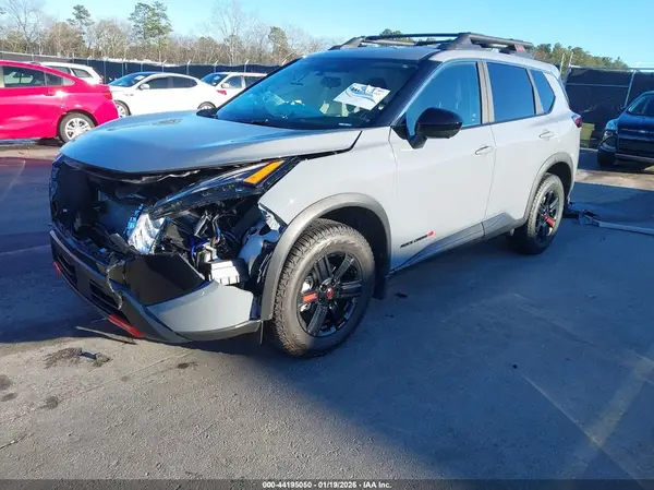 5N1BT3BB8SC776616 2025 NISSAN ROGUE - Image 2