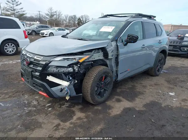 5N1BT3BB8SC795974 2025 NISSAN ROGUE - Image 2