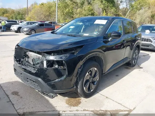 5N1BT3BB8SC800672 2025 NISSAN ROGUE - Image 2