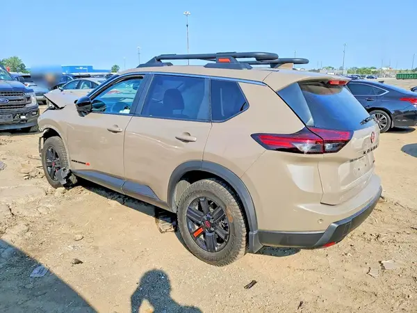 5N1BT3BB8SC825667 2025 NISSAN ROGUE - Image 2