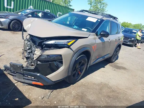 5N1BT3BB8SC829220 2025 NISSAN ROGUE - Image 2
