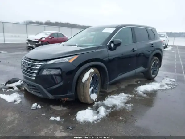 5N1BT3BB8SC852237 2025 NISSAN ROGUE - Image 2