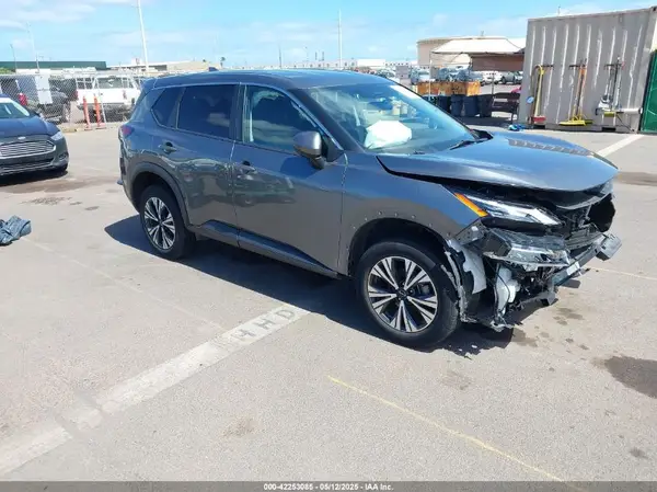 5N1BT3BB9NC677677 2022 NISSAN ROGUE - Image 1