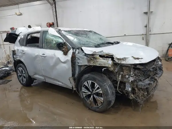 5N1BT3BB9PC804379 2023 NISSAN ROGUE - Image 1