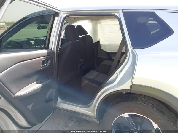 5N1BT3BB9RC678933 2024 NISSAN ROGUE - Image 8